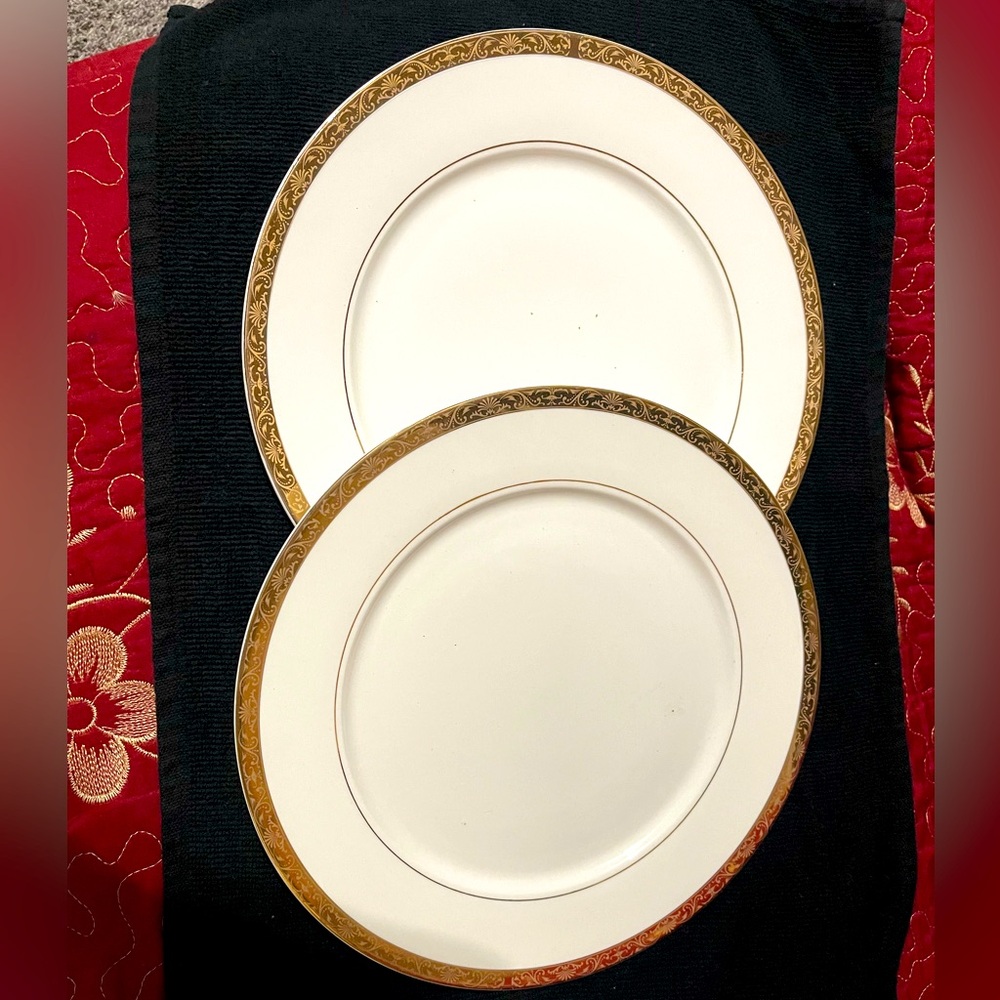 Vintage China Pearl "Imperial" Chop Plate Platter 12” White/Gold Trim